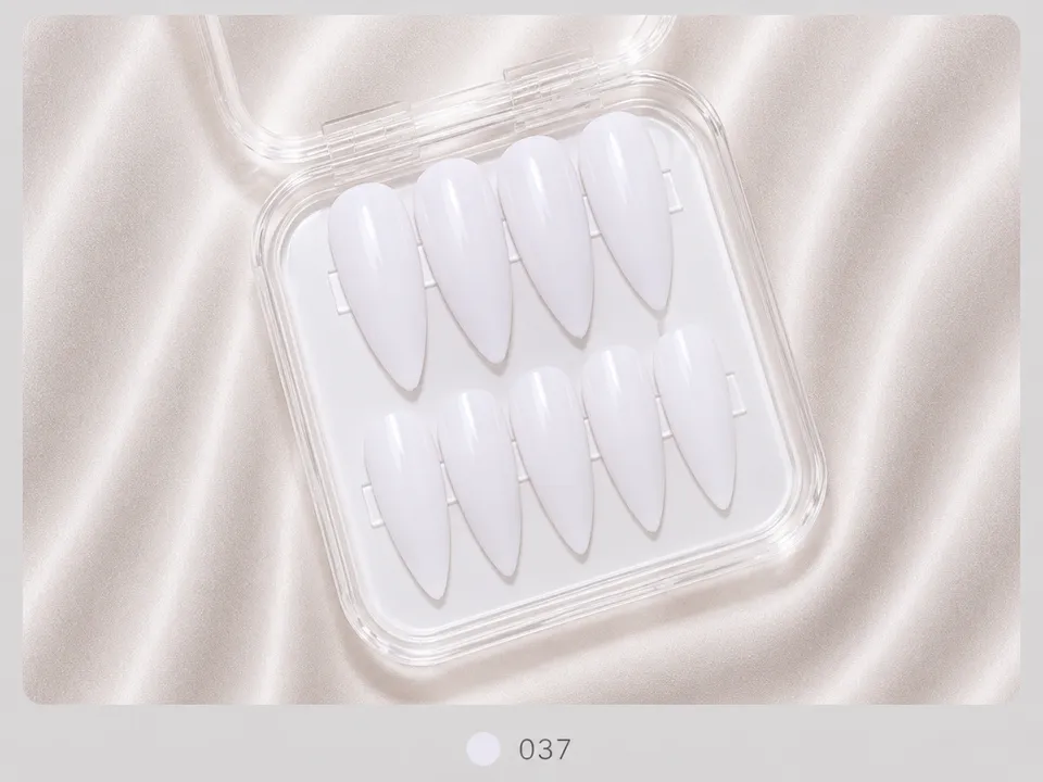 cnth-nails-press-on-nails-light-taupe-faux-ongles-10-pcs image 1