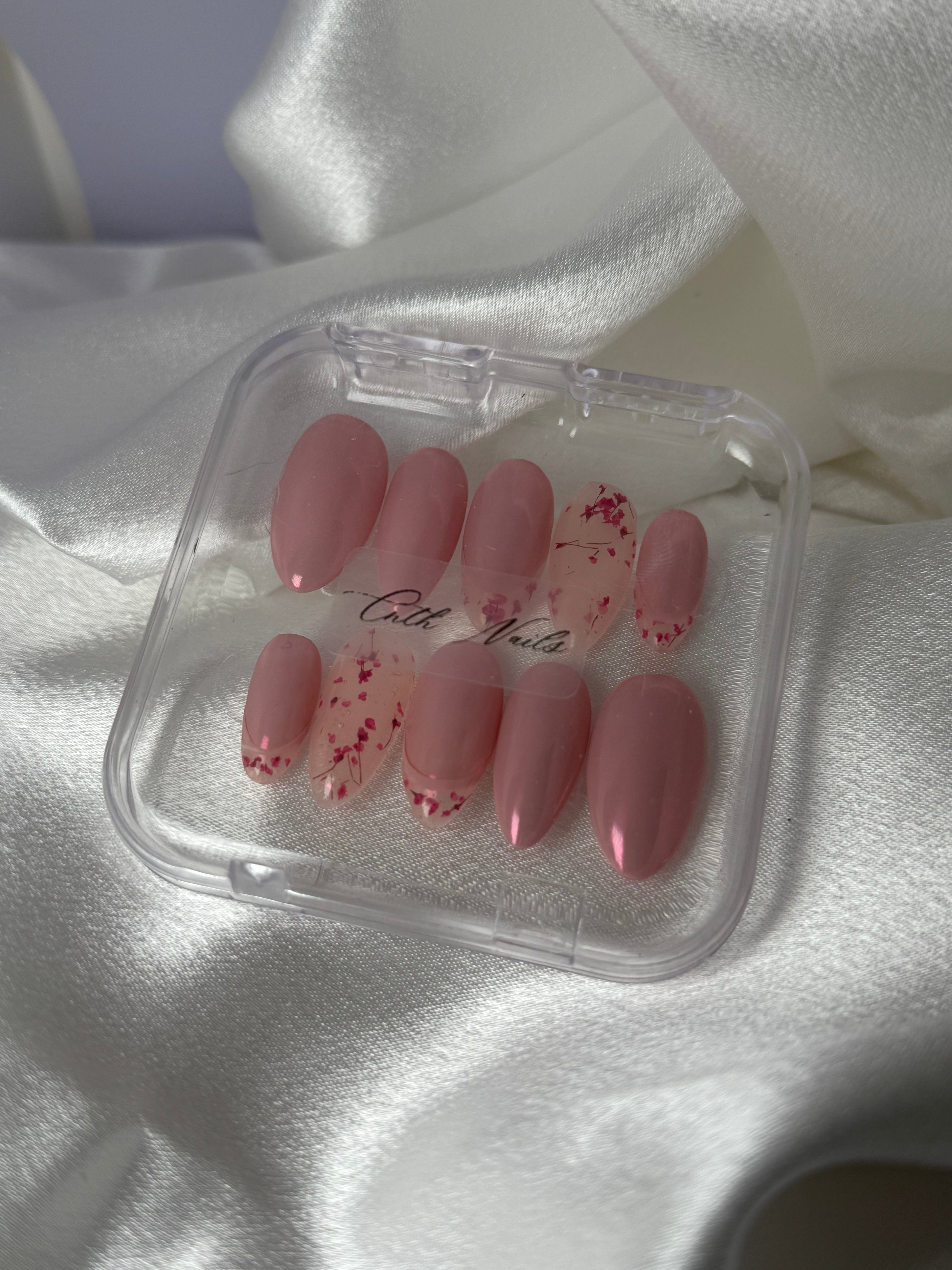 cnth-nails-nail-art-set-glazed-faux-ongles-chrome-french image 1
