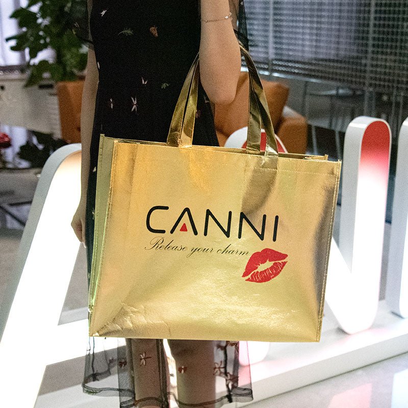 canni-gift-bag-pochette-cadeau-dor-e-4150-manucure image 8