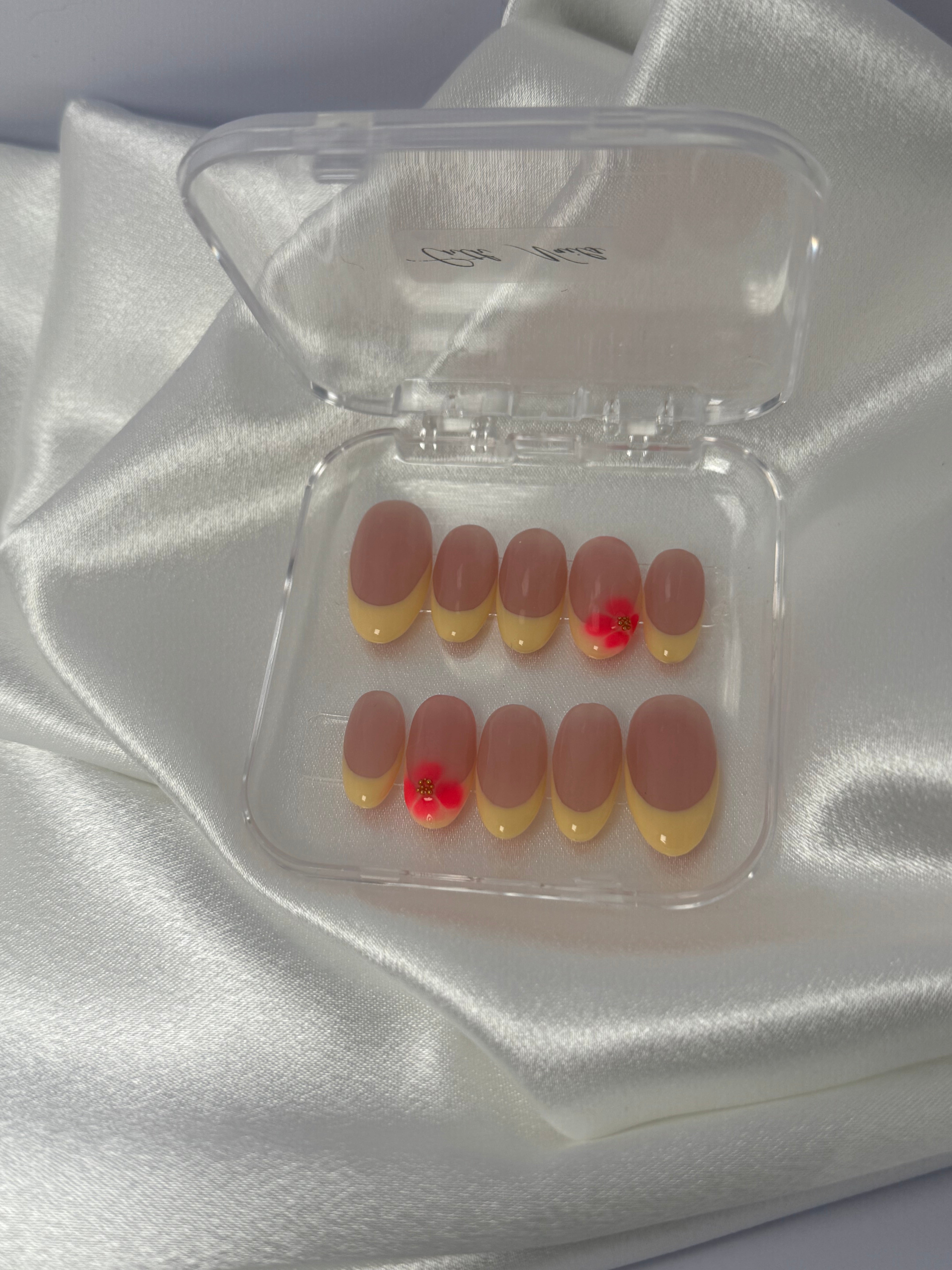 cnth-nails-nail-art-diana-laura-faux-ongles-fleurs-10-pcs image 2