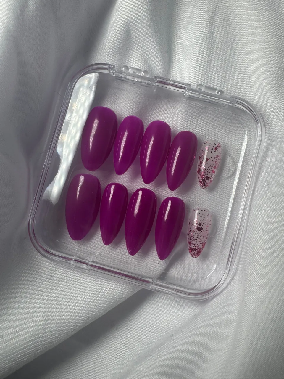 cnth-nails-neutral-ma-lys-faux-ongles-amande-10-pcs image 1