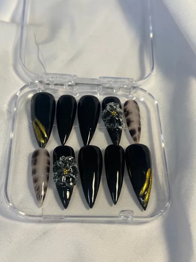 cnth-nails-classy-faux-ongles-stiletto-chrome-3d-10-pi-ces image 1