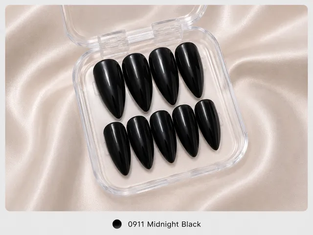 cnth-nails-press-on-nails-midnight-black-faux-ongles-noirs-10-pcs image 1
